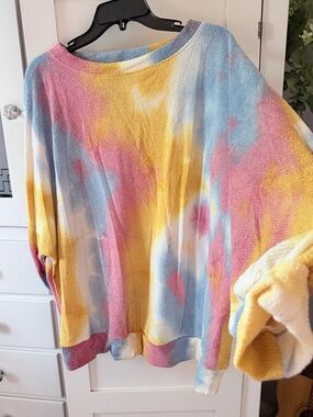 Emerald Pastel Tie-Dye Crewneck Sweater - Pink Blue Yellow Cream